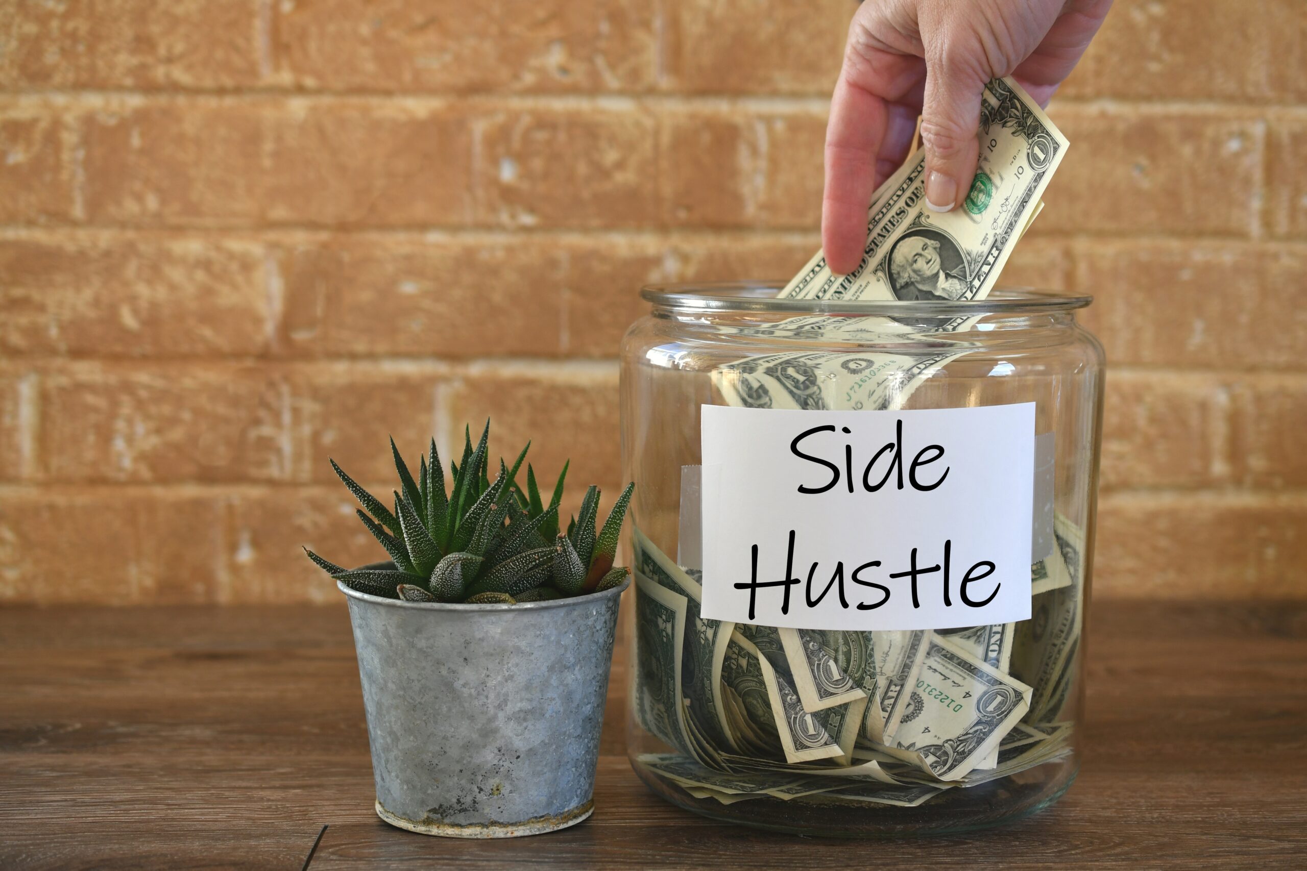 How To Start A Side Hustle With Minimal Investment